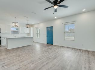 525 Kraft Ave, Panama City, FL 32401