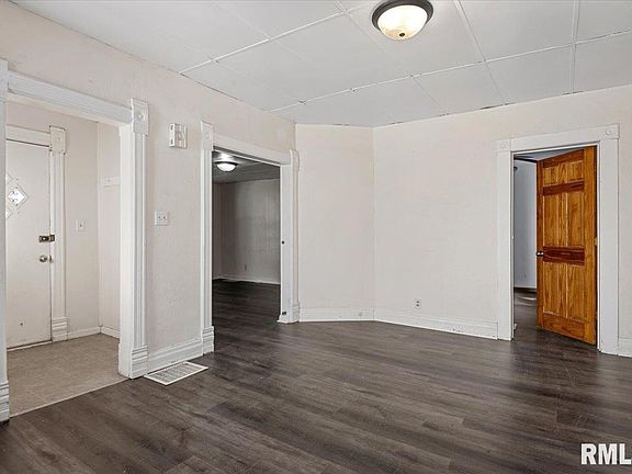 5th image of 513 W Allen St