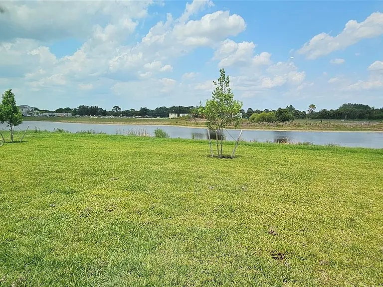 20190 Caroline Creek Pl — Photo 3