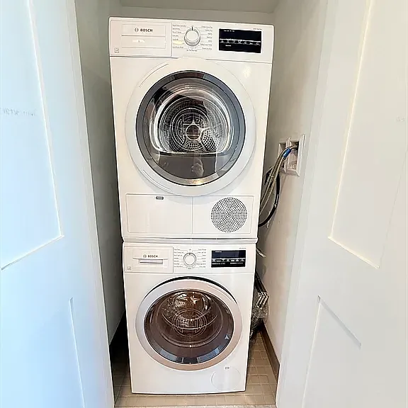 50 Hichborn St #407 — Photo 8
