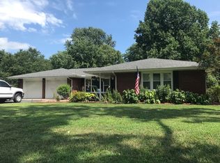 2017 McDowell Rd, Vincennes, IN 47591