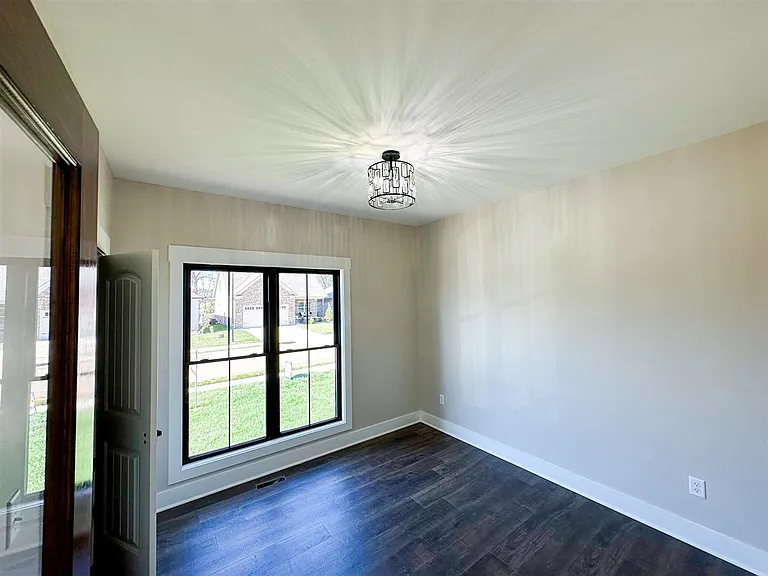 1184 County House Ln — Photo 21