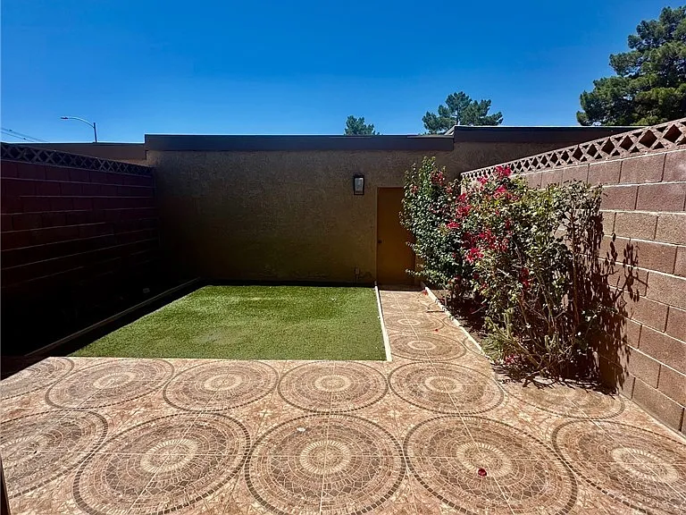 3384 Matvay St — Photo 35