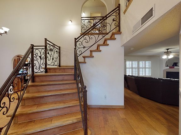 2nd image of 3028 Tierra Limon Dr