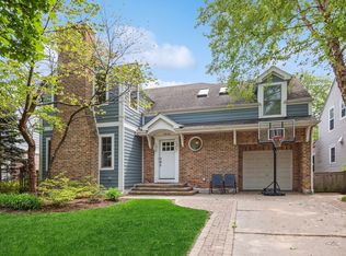 3234 Park Pl, Evanston, IL 60201