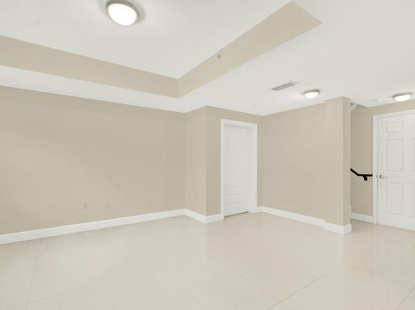 838 Salzedo St APT 101