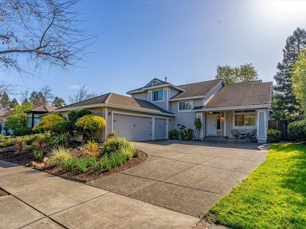 345 Black Oak Drive, Petaluma, CA 94952