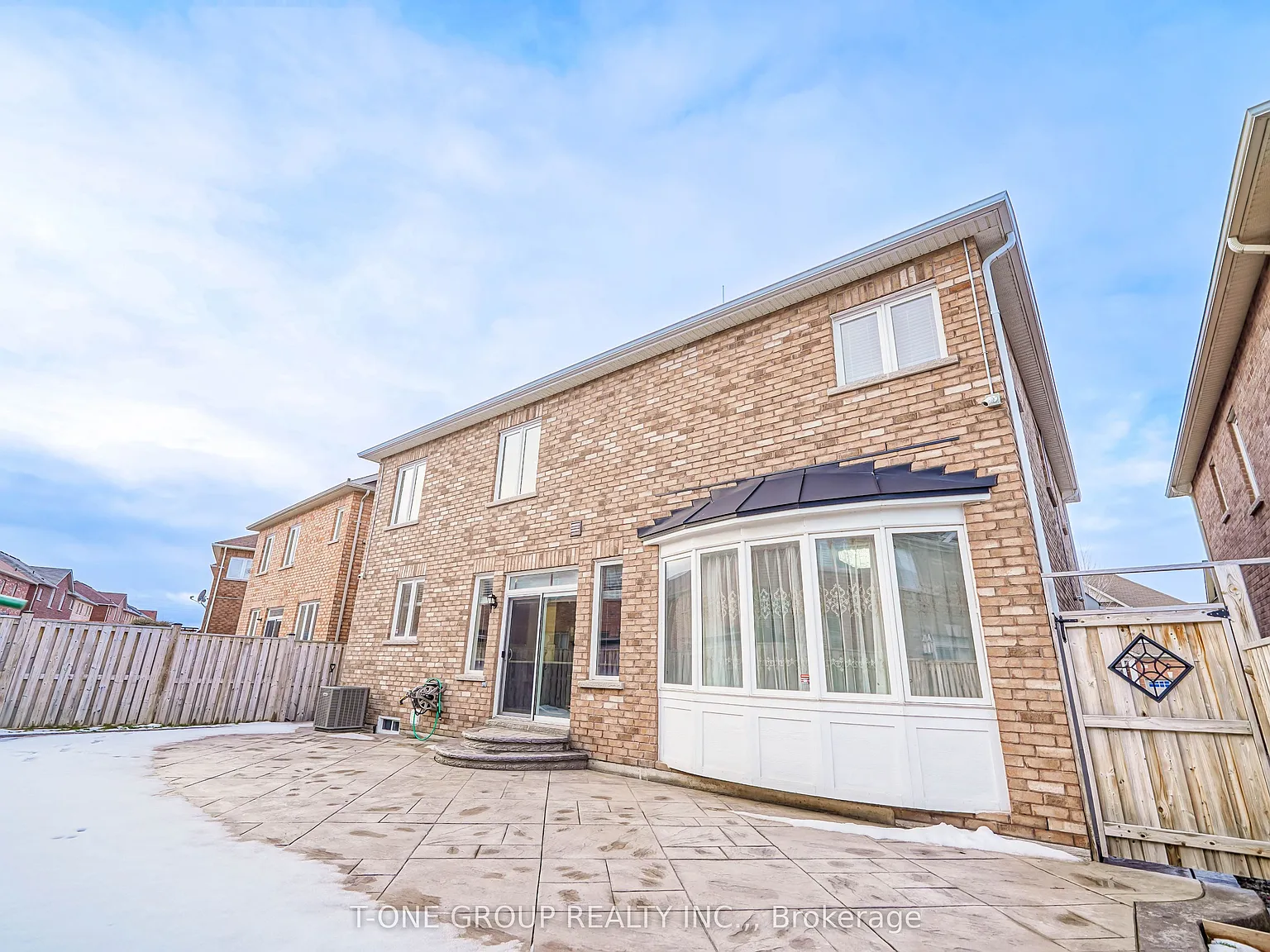 4 bed, $4,600 — Photo 2