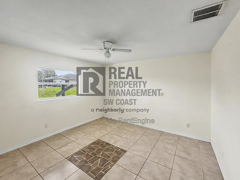 772 Holmes Ave — Photo 12