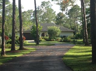 5910 Star Grass Ln, Naples, FL 34116
