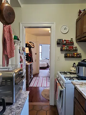 Rented by Frank Valvo Real Estate | media 23