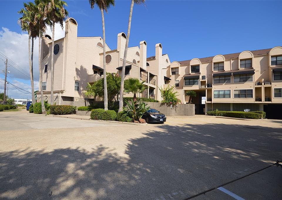 1st image of 1140 Marina Bay Dr APT 102