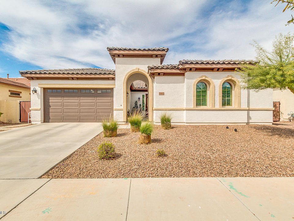 1st image of 19462 E Strawberry Dr