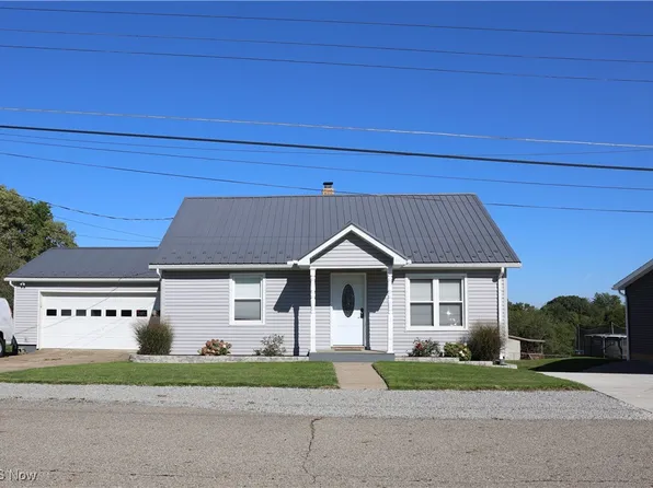 156 Mary St, Steubenville, OH 43952