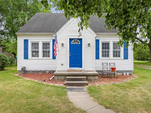 1215 E Salzburg Rd, Bay City, MI 48706
