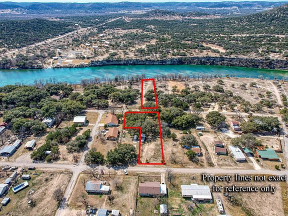 4th image of 138 Lake Dr