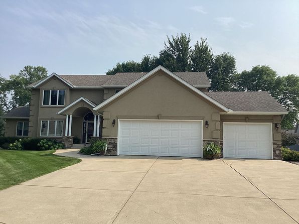 555 Hidden Cir SW