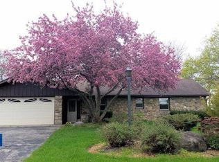 W2255 Pond Rd, Neosho, WI 53059