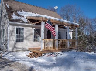 14 Wipple Tree Ln, Naples, ME 04055