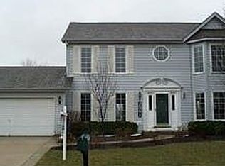 2561 Doncaster Dr, Aurora, IL 60504