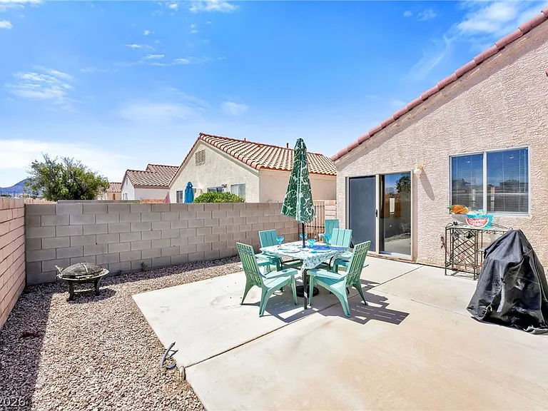 848 Angelus Oaks Dr — Photo 27