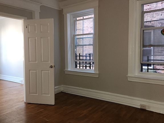 4th image of 75 Carnegie Ave #5A