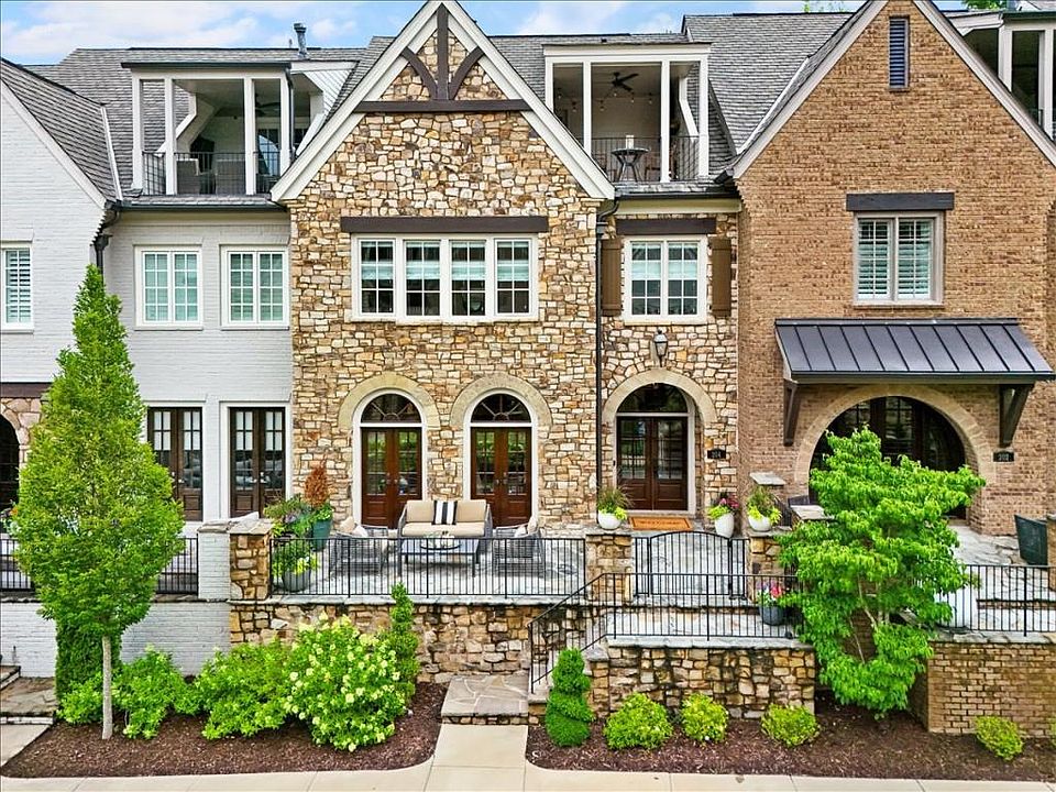 1st image of 204 Violet Garden Walk