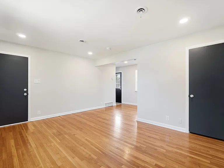 1551 King Ave #D — Photo 6