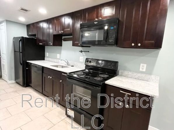 421 Newton Pl NW UNIT 2