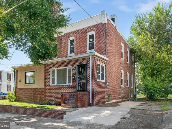 6718 Glenloch St, Philadelphia, PA 19135