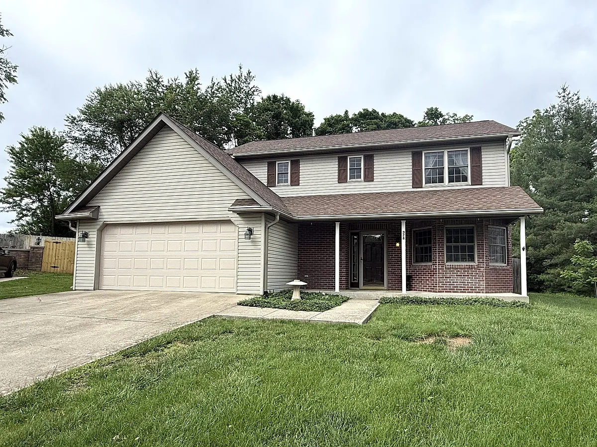 Building Photo - 328 W Persimmon Ct