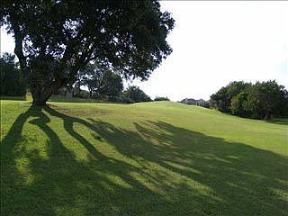 3rd image of 606 Golf Crest Ln