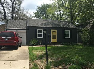 8015 Newton St, Overland Park, KS 66204