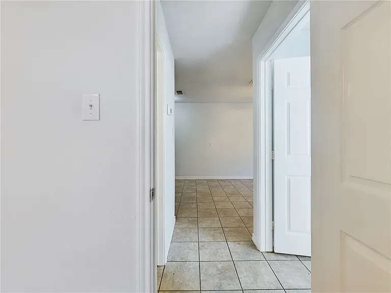 1906 Finfeather Rd #D — Photo 17