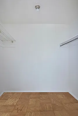 Sold by Compass | media 22