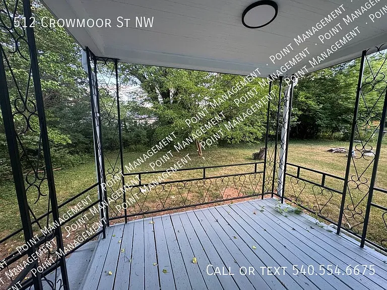 512 Crowmoor St NW — Photo 10