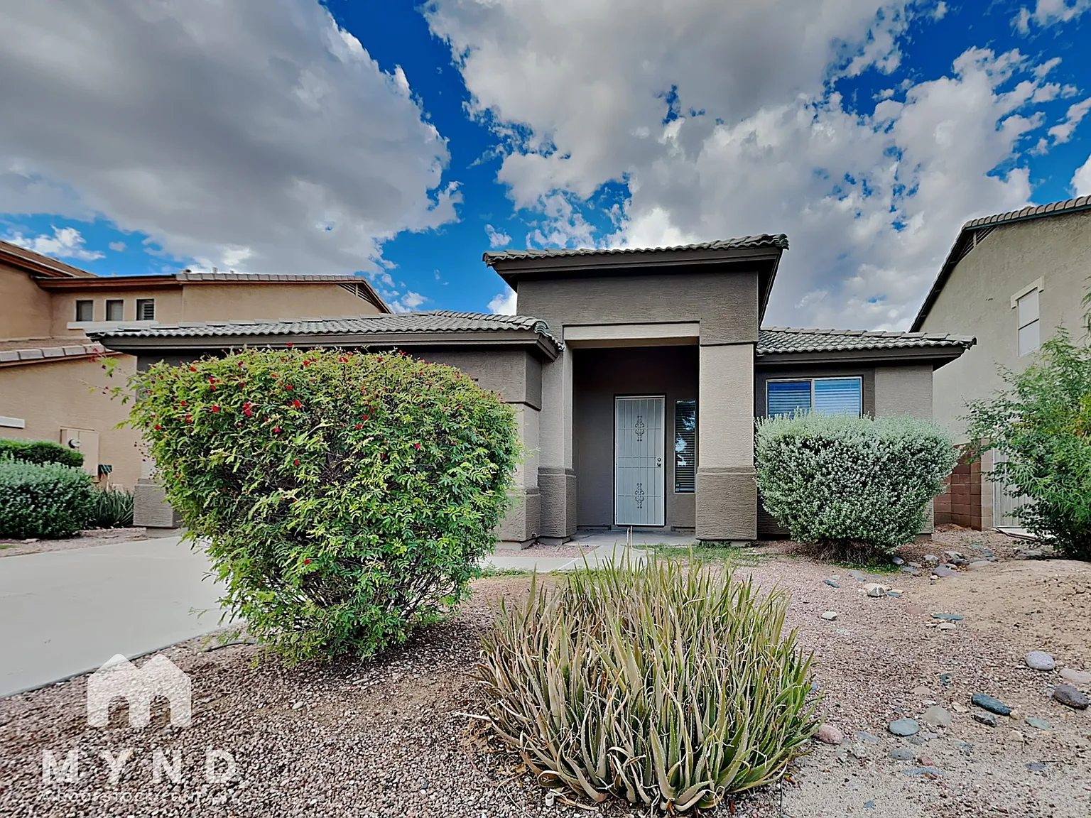 4 bed, 2.0 bath, 2068 sqft, $2,149 — Photo 1