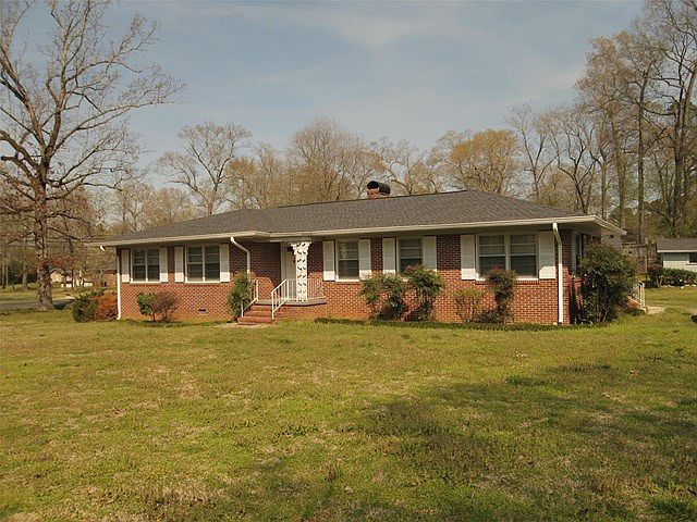1st image of 230 College Cir