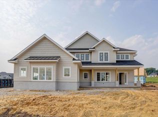 1090 Augusta Dr, Oregon, WI 53575