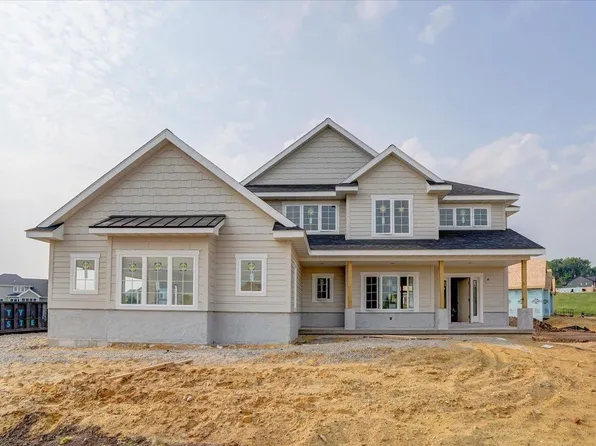 1090 Augusta Drive, Oregon, WI 53575