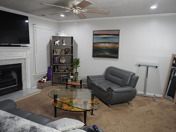4th image of 103 Wexford Dr E