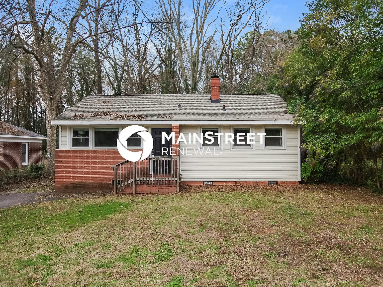 2124 Highland St — Photo 1