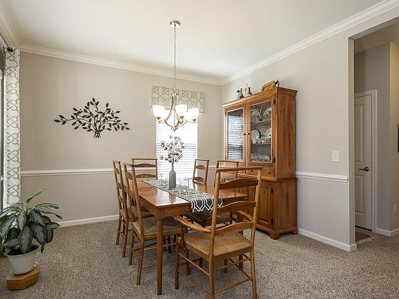 3rd image of 337 Parmley Ln