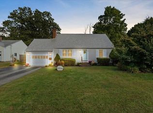 27 Carmel Cir, Bridgewater, MA 02324