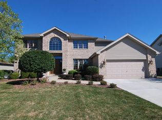 2754 Molly Ct, New Lenox, IL 60451