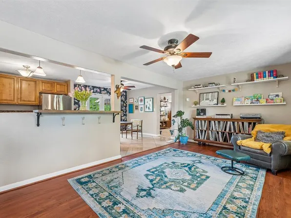 2713 NW 42nd St, Oklahoma City, OK 73112