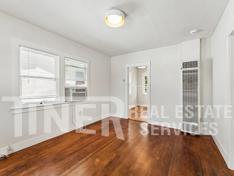 314 Los Vegas Ave — Photo 3