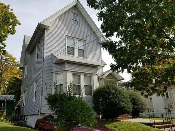 76 Orchard St, Ridgefield Park, NJ 07660