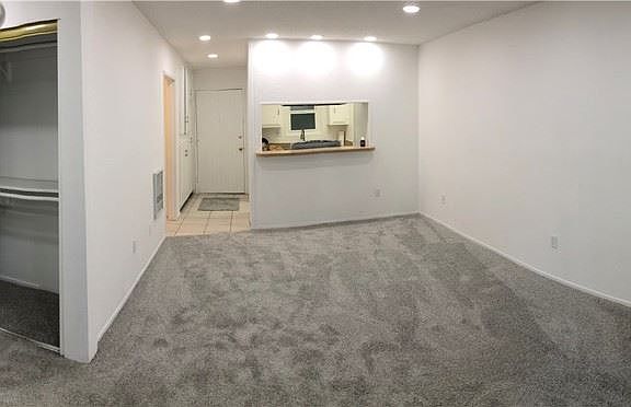 3rd image of 1030 W Macarthur Blvd APT 79