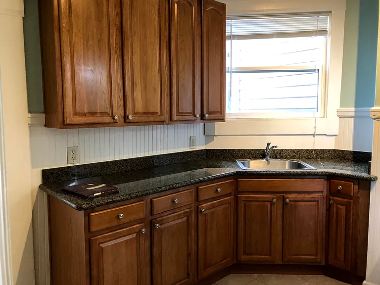 4824 Telegraph Ave — Photo 11